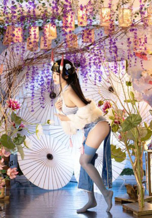 我的女朋友的妈妈_高清无删减在线观看