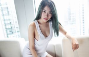《儿子的妻子》_免费国语在线观看