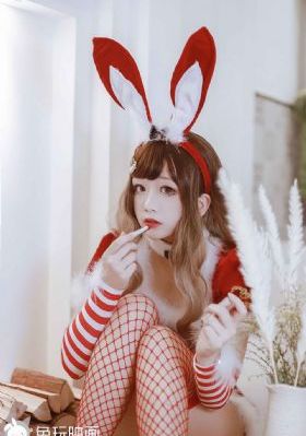 美女脱得一光二净免费视频_BD迅雷电影在线